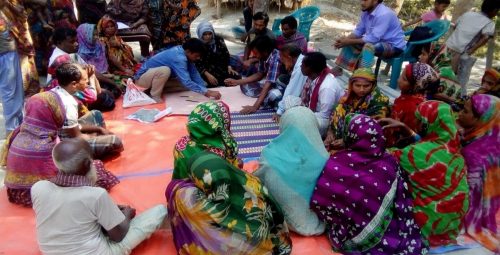 Community members identifying their problems in order to develop Community Resilience Vision Statement